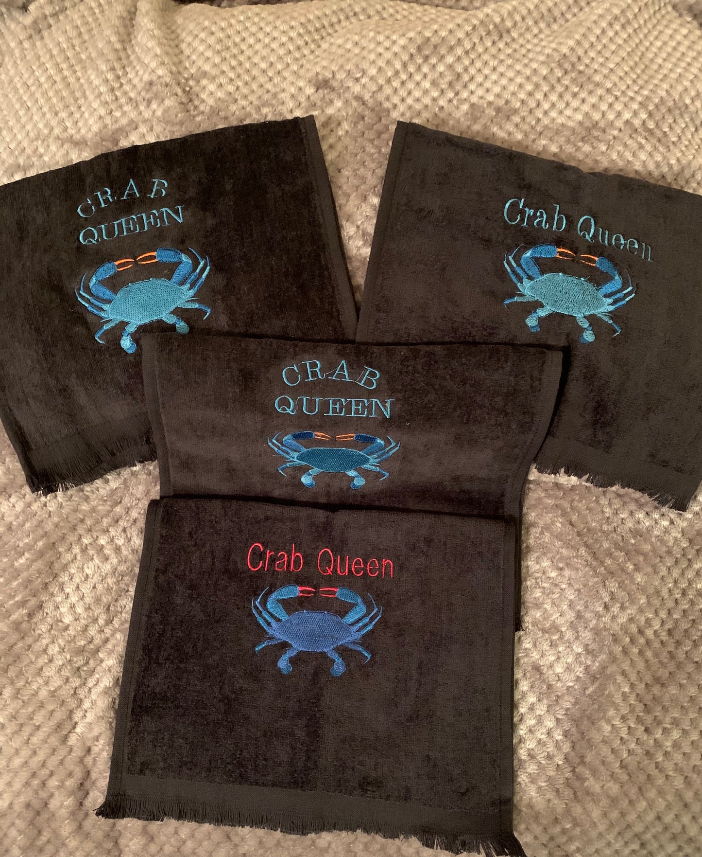 Signature Low Country Embroidered Fingertip Towels – Coastal Crab Collection
