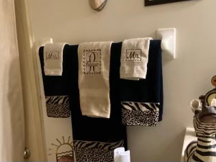 Monogram Towels- (3pc)